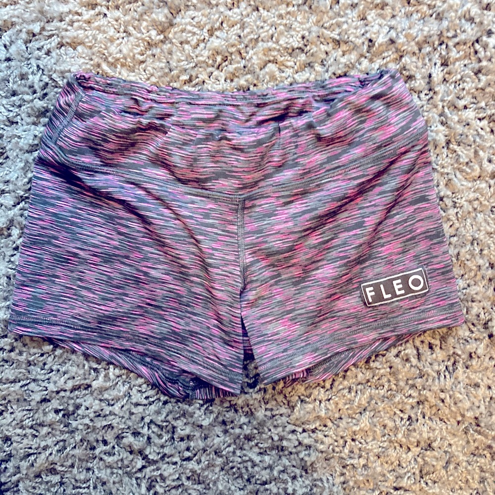 FLEO shorts